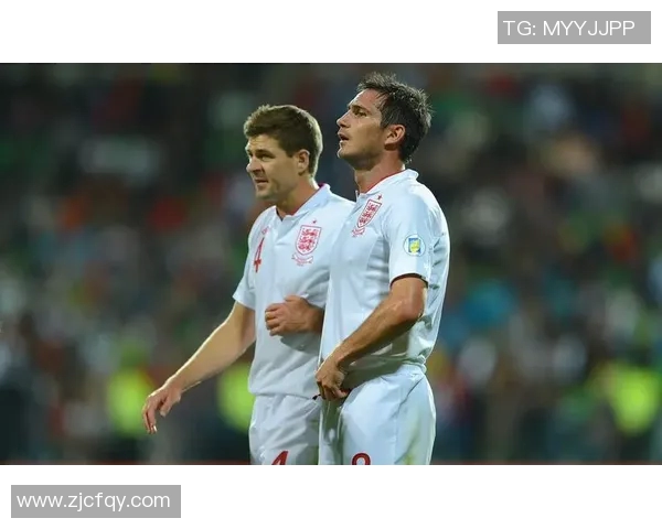 足球明星驾车怒斥路人视频引发热议网友纷纷评论反应不一 足球明星驾车怒斥路人视频引发热议网友纷纷评论反应不一